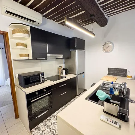 2 Pieces Vieil Apartman